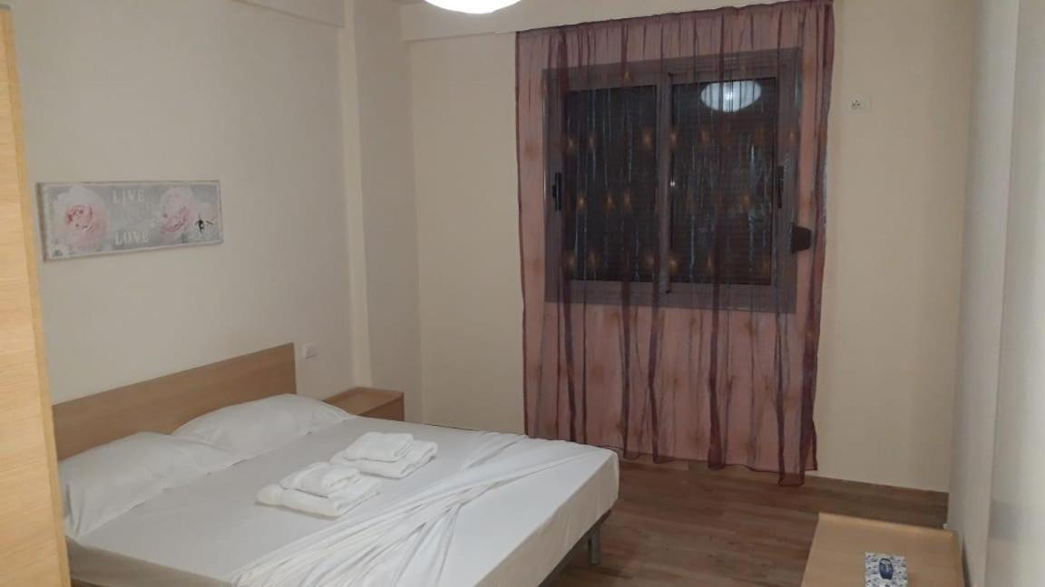 Disy Apartments Vlore Room photo