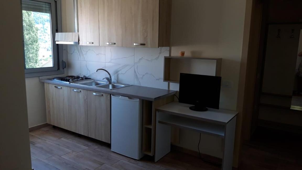 Disy Apartments Vlore Room photo
