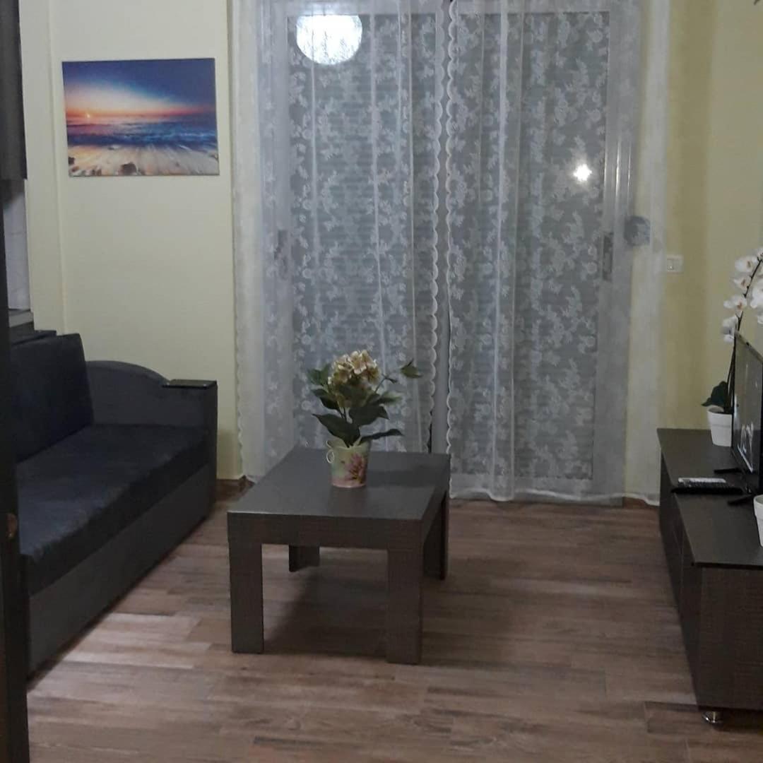 Disy Apartments Vlore Room photo